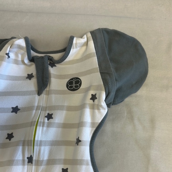 Bb Luv - Gray and White Sleep Sack Pajamas with Zipper - Picture 2 of 5